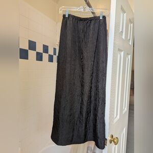 NWOT Muge Black With Subtle Pattern Column Skirt One Size